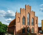 Heilig Kreuz aussen